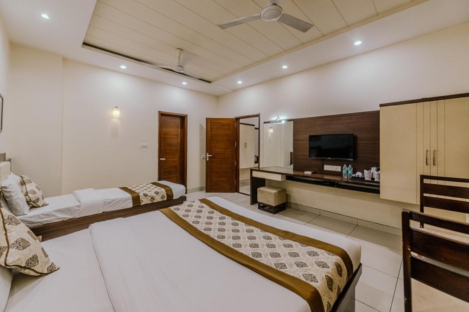 Hotel Fortune Plaza Ατζμέρ Εξωτερικό φωτογραφία